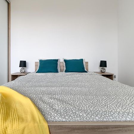 Gris Apartment بوزنان المظهر الخارجي الصورة